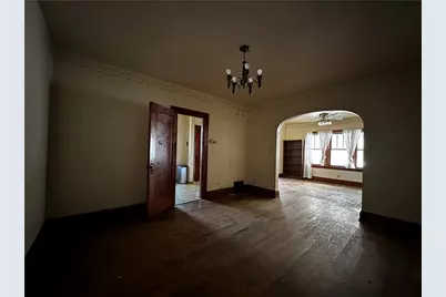 1006 Shira St, New Castle, PA 16101 - Photo 13