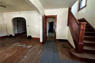 1006 Shira St, New Castle, PA 16101 - Photo 7