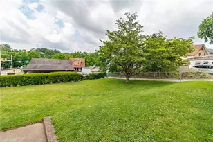 641 W Newton St, Greensburg, PA 15601 - Photo 23