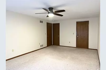 2850 Edgecliff Road #35, Lower Burrell, PA 15068 - Photo 15