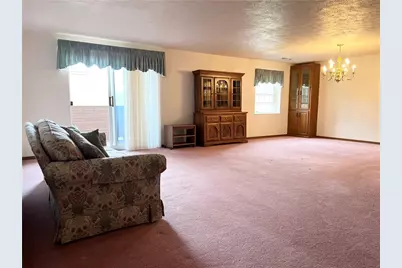 2850 Edgecliff Road #35, Lower Burrell, PA 15068 - Photo 5