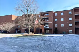 2850 Edgecliff Rd, Lower Burrell, PA 15068 - Photo 1