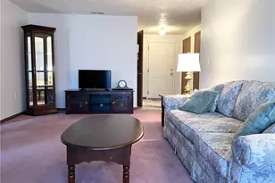 2850 Edgecliff Rd, Lower Burrell, PA 15068 - Photo 5