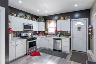 405 Wayne Ave, Ellwood City, PA 16117 - Photo 5