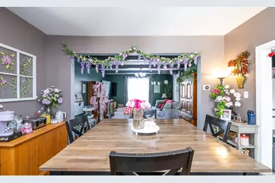 405 Wayne Ave, Ellwood City, PA 16117 - Photo 19