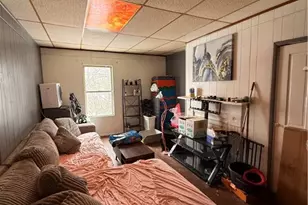 325 W Cunningham St, Butler, PA 16001 - Photo 9