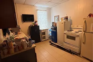 325 W Cunningham St, Butler, PA 16001 - Photo 11