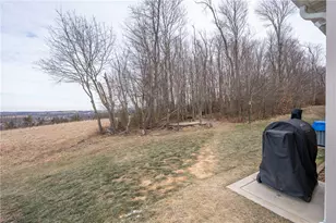 569 Sunview Cir, Derry Township, PA 15650 - Photo 23