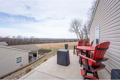 569 Sunview Cir, Derry Township, PA 15650 - Photo 21