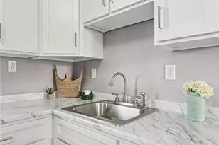 602 Dexter Rd, Upper Tyrone Township, PA 15683 - Photo 5