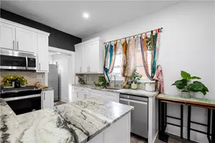 337 W College St, Canonsburg, PA 15317 - Photo 13