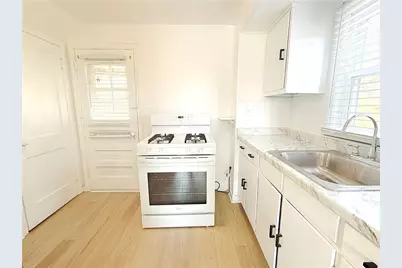 617 Hamil Rd, Verona, PA 15147 - Photo 9