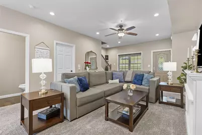 303 Wineberry Ridge Ct, Sewickley Township, PA 15642 - Photo 17