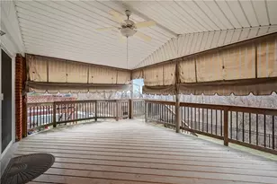 105 Woodridge Dr, Scott Township, PA 15106 - Photo 17