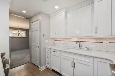 105 Woodridge Dr, Scott Township, PA 15106 - Photo 7