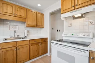 92 Claireview Dr, Scott Township, PA 15106 - Photo 9