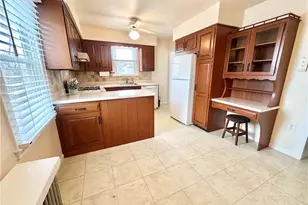 215 Richmond St, Loyalhanna, PA 15661 - Photo 7