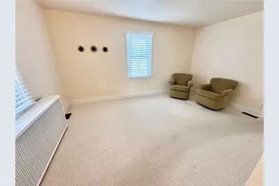 215 Richmond St, Loyalhanna, PA 15661 - Photo 3