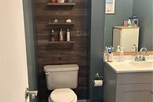 102 Violet Dr, Lower Burrell, PA 15068 - Photo 13