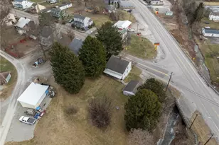 105 Pandora Rd, Derry Township, PA 15661 - Photo 13