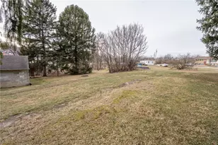 105 Pandora Rd, Derry Township, PA 15661 - Photo 19