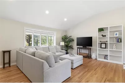 199 Avondale Street, Ross Twp, PA 15237 - Photo 7