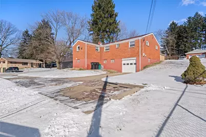 293 Hillcrest Circle, Robinson Twp, PA 15237 - Photo 29