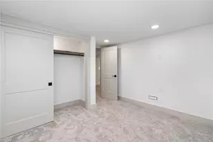 293 Hillcrest Cir, Robinson Twp, PA 15237 - Photo 25