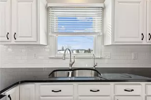 572 Agnes St, Hempfield Township, PA 15601 - Photo 15