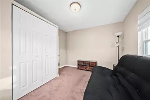 180 Hinkel Rd, Ross Twp, PA 15229 - Photo 31