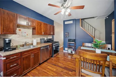 1907 Larkins Way, Pittsburgh, PA 15203 - Photo 7