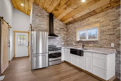 1247 Davis Ave, Canton Township, PA 15301 - Photo 9