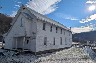 176 Main St, Graysville, PA 15337 - Photo 3