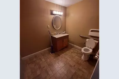 102 W Pike St, Canonsburg, PA 15317 - Photo 17