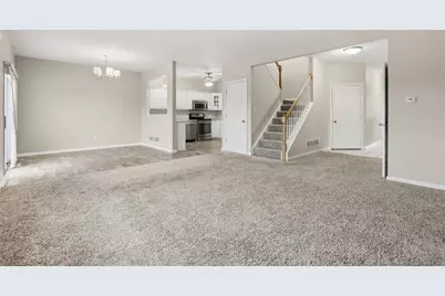 105 Woodcrest Drive, Coraopolis, PA 15108 - Photo 7