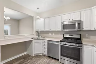 105 Woodcrest Dr, North Fayette, PA 15108 - Photo 11