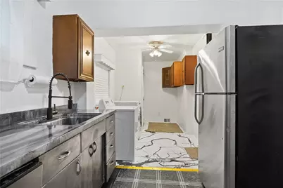 300 Locust Ave, Clairton, PA 15025 - Photo 11