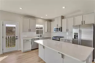 6039 Rubyway, Adams Township, PA 16046 - Photo 13