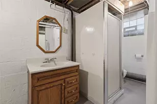 57 Thomas St, Pittsburgh, PA 15205 - Photo 21