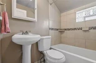 57 Thomas St, Pittsburgh, PA 15205 - Photo 9