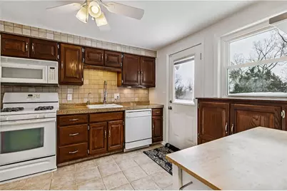 326 Noel Dr, Monroeville, PA 15146 - Photo 5