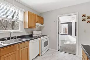 27 Ehle Ave, Kennedy Township, PA 15108 - Photo 13