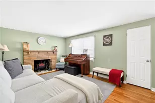 2003 Ewings Mill Rd, Robinson Twp, PA 15108 - Photo 3