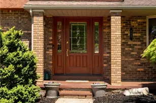 462 Adele Dr, North Huntingdon, PA 15642 - Photo 3