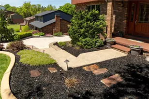 462 Adele Dr, North Huntingdon, PA 15642 - Photo 3