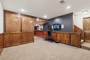 102 Rockwood Dr, Oakdale, PA 15071 - Photo 25