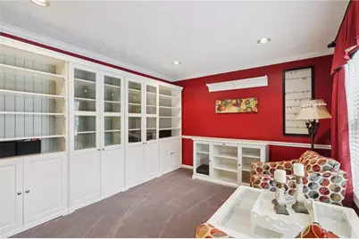 102 Rockwood Dr, Oakdale, PA 15071 - Photo 7