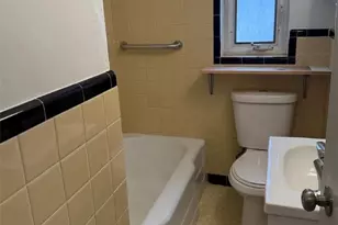 244 Frankfort Ave, Pittsburgh, PA 15229 - Photo 9