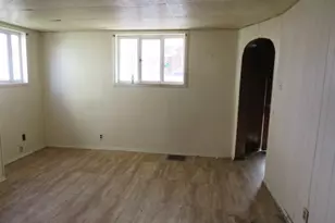 320 S Broadway St, Scottdale, PA 15683 - Photo 27