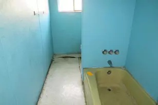 320 S Broadway St, Scottdale, PA 15683 - Photo 9